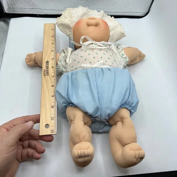 1978-82 Cabbage Patch Kid Doll All Original baby w clothes